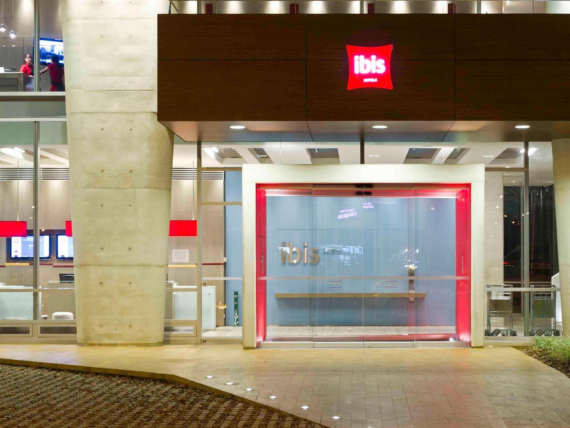 Ibis Medellin Hotel Exterior photo