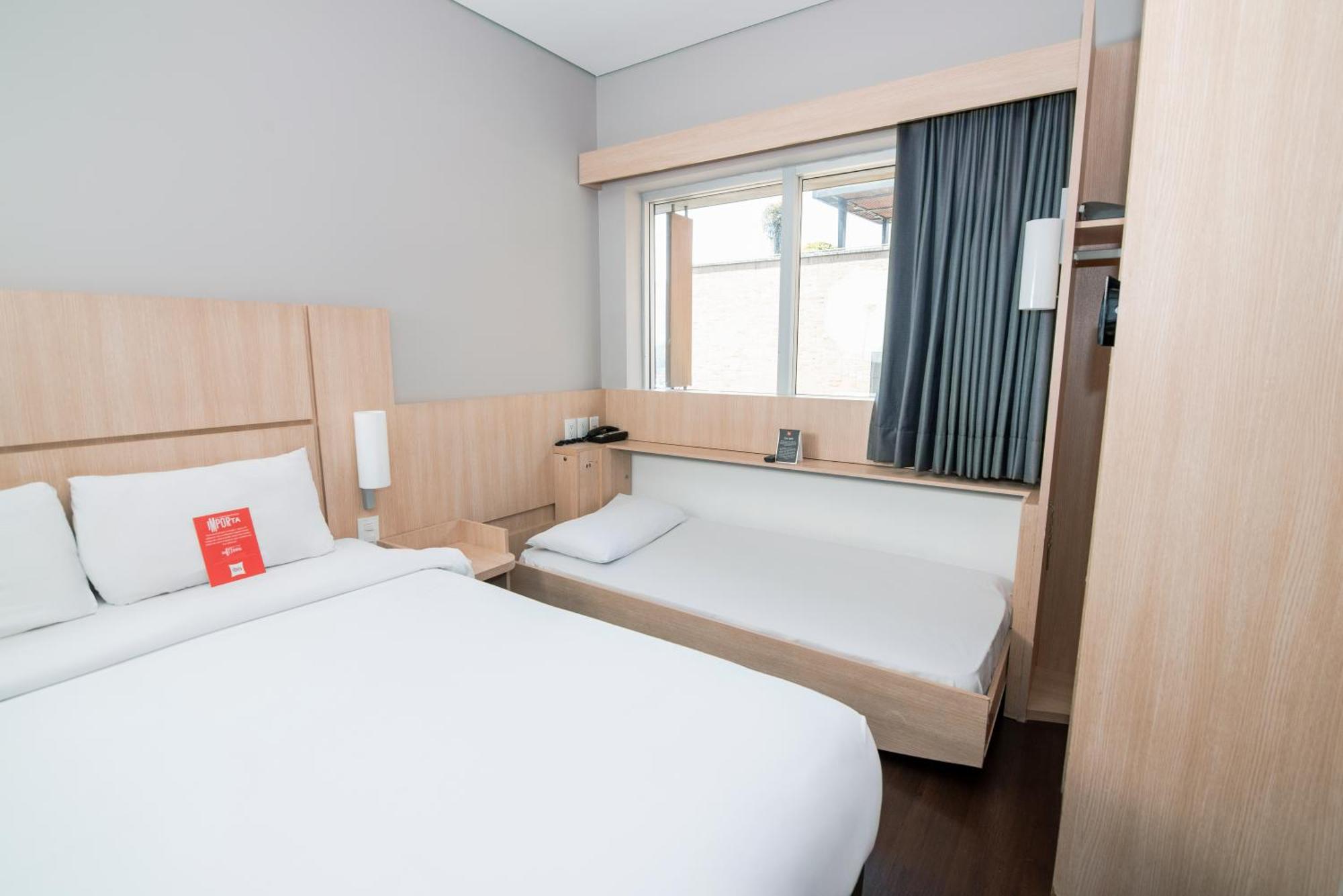 Ibis Medellin Hotel Exterior photo