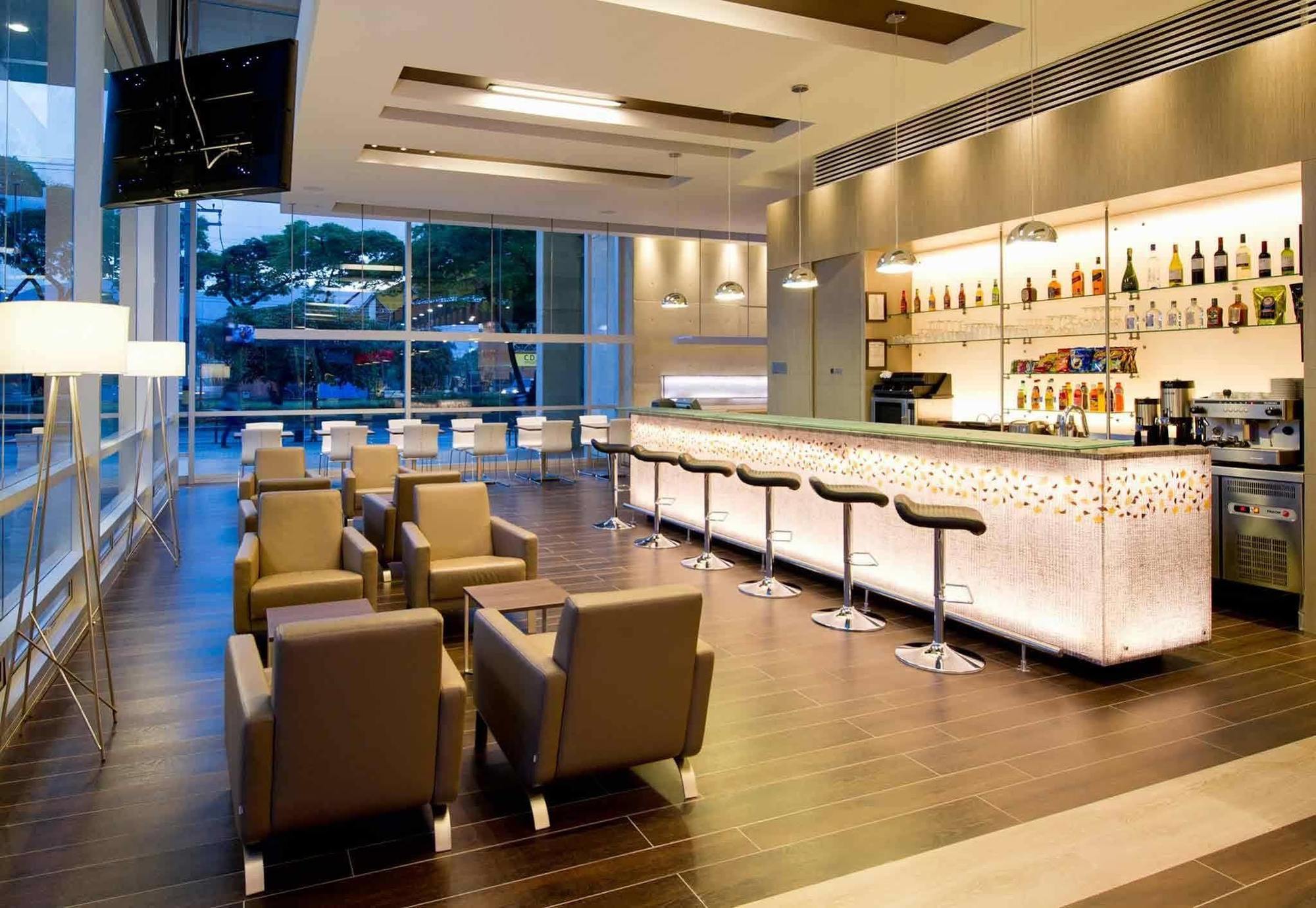 Ibis Medellin Hotel Exterior photo